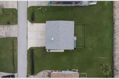 16721 Edward Teach Road, Galveston, TX 77554 - Photo 42