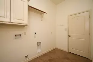 5611 Plum Point Ct, Sugar Land, TX 77479 - Photo 36