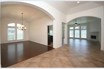 5611 Plum Point Court, Sugar Land, TX 77479 - Photo 16
