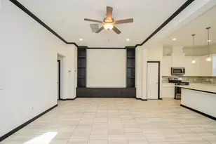 1555 Rustling Creek Dr, Missouri City, TX 77459 - Photo 8