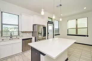 1555 Rustling Creek Dr, Missouri City, TX 77459 - Photo 10