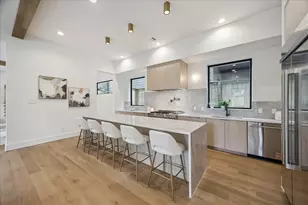 122 E 4th St, Houston, TX 77007 - Photo 4