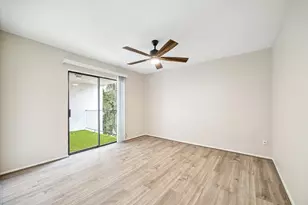 2822 S Bartell Dr, Houston, TX 77054 - Photo 8