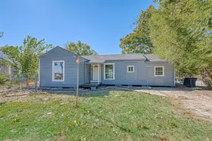 4118 Sunflower St, Houston, TX 77051 - Photo 2