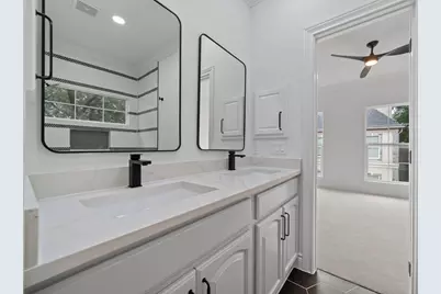 5616 Dolores Street, Houston, TX 77057 - Photo 32