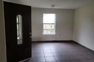 3418 Memel St, Houston, TX 77026 - Photo 4