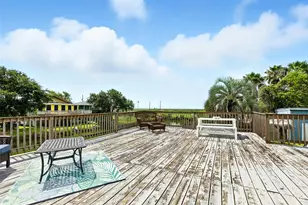 7215 Beau Rue St, Hitchcock, TX 77563 - Photo 32