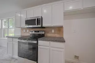 3223 Candlepine Dr, Spring, TX 77388 - Photo 14