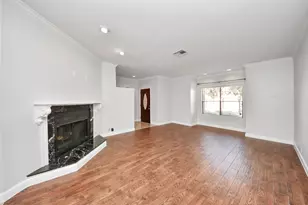 2468 Bering Dr, Houston, TX 77057 - Photo 6