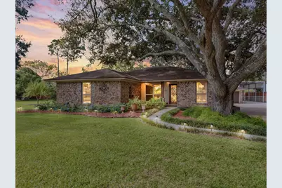 802 Riverside Drive, Alvin, TX 77511 - Photo 1