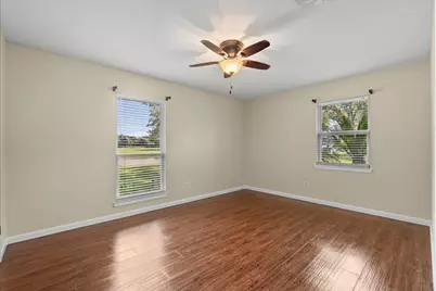 802 Riverside Drive, Hillcrest Village, TX 77511 - Photo 12