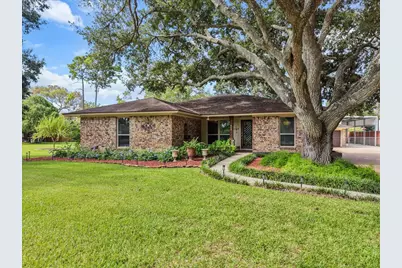 802 Riverside Drive, Hillcrest Village, TX 77511 - Photo 2