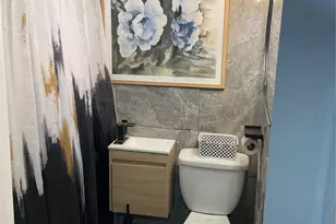 6811 St Augustine St, Houston, TX 77021 - Photo 4