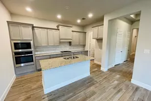 19119 Friesian Stallion Ln, Tomball, TX 77377 - Photo 2