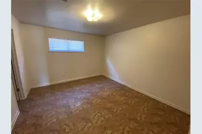 9425 Scott Street #37, Houston, TX 77051 - Photo 8