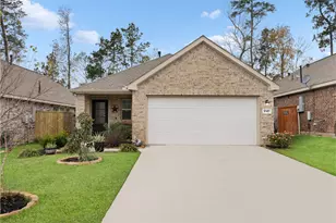 10417 Pineland Dr, Willis, TX 77378 - Photo 2