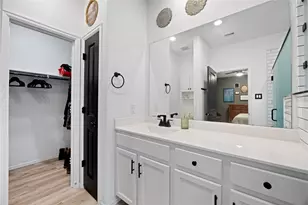10417 Pineland Dr, Willis, TX 77378 - Photo 14