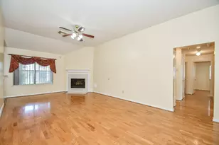 12415 Fox Trace Ln, Houston, TX 77066 - Photo 4