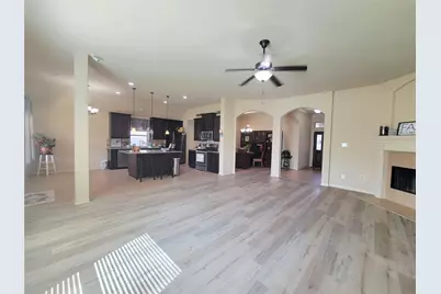 142 Round Lake Drive, Rosenberg, TX 77469 - Photo 8