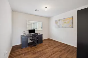 1511 Claremont Garden Cir, Houston, TX 77047 - Photo 14