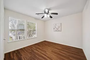 1511 Claremont Garden Cir, Houston, TX 77047 - Photo 18