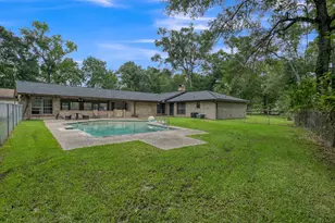 1802 Pin Oak Dr, Conroe, TX 77301 - Photo 32