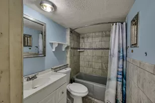 1802 Pin Oak Dr, Conroe, TX 77301 - Photo 38