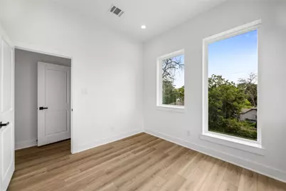 7901 Cora Street #B, Houston, TX 77088 - Photo 8