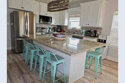110 Pelican Pl, Surfside Beach, TX 77541 - Photo 4