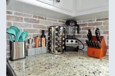 110 Pelican Pl, Surfside Beach, TX 77541 - Photo 8