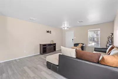 20806 Baronsledge Lane, Katy, TX 77449 - Photo 6