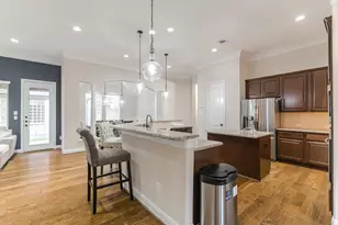 34 Danby Place, The Woodlands, TX 77375 - Photo 8