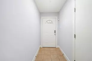 2710 Hullsmith Dr, Houston, TX 77063 - Photo 4