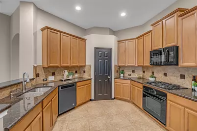 11638 Kensal Bay Lane, Tomball, TX 77377 - Photo 10