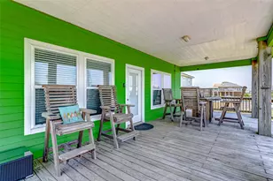 877 Palmetto Dr, Crystal Beach, TX 77650 - Photo 12