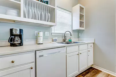 877 Palmetto Drive, Crystal Beach, TX 77650 - Photo 18