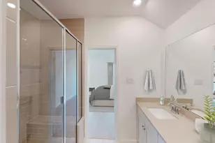 2812 Ravine Bluffs Ct, League City, TX 77573 - Photo 10