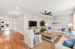1608 31st St, Galveston, TX 77550 - Photo 2