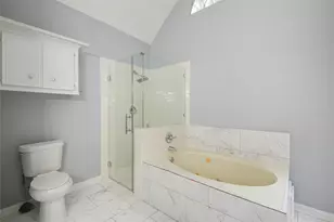10603 Mills Cir, Houston, TX 77070 - Photo 20