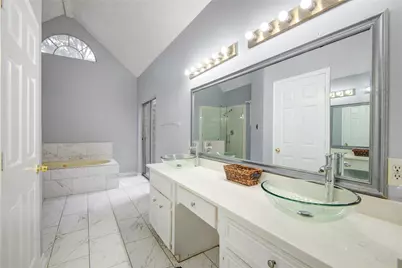 10603 Mills Circle, Houston, TX 77070 - Photo 4