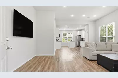 903 Crystal River Road, Conroe, TX 77316 - Photo 2