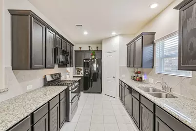 7527 Windsor Valley Lane, Houston, TX 77049 - Photo 18