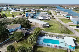 215 Redfish Dr, Freeport, TX 77541 - Photo 36