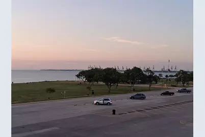 709 N Bayshore Drive, La Porte, TX 77571 - Photo 46