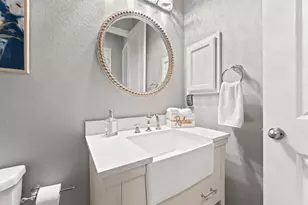 709 N Bayshore Dr, La Porte, TX 77571 - Photo 16