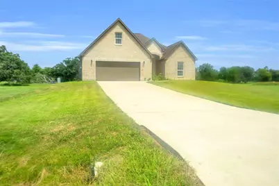 632 Mill Road, Angleton, TX 77515 - Photo 4