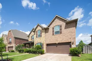 3011 Rocky Canyon Dr, Pearland, TX 77584 - Photo 2