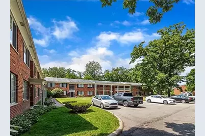 1024 S Brown St, Jackson, MI 48203 - Photo 2