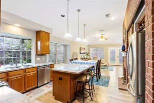 815 Maplewood Falls Ct, Houston, TX 77062 - Photo 6