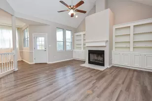 11102 Waxwing St, Houston, TX 77035 - Photo 10